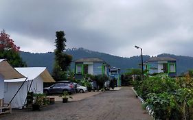 Maulana Hills Syariah Hotel